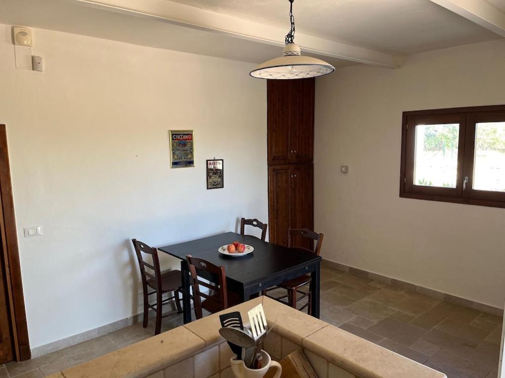 Casa Giuliveto - Charmantes Ferienhaus Mit Privatpool In Olivenhain Ostuni Exterior foto