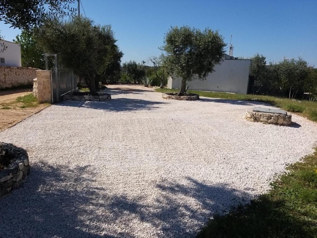 Casa Giuliveto - Charmantes Ferienhaus Mit Privatpool In Olivenhain Ostuni Exterior foto